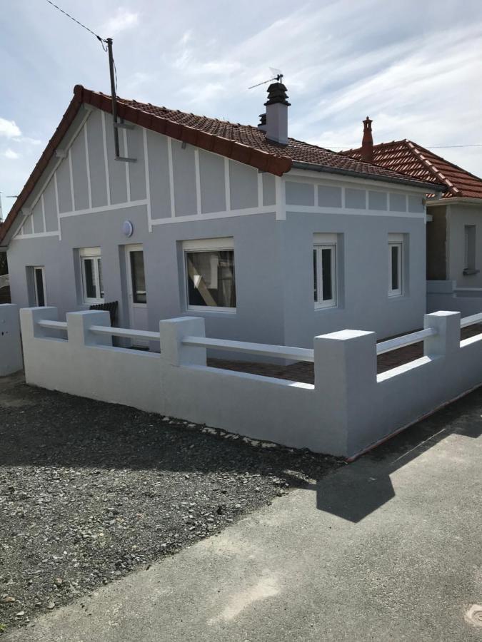 Villa Proche Mer St Martin De Brehal Екстер'єр фото